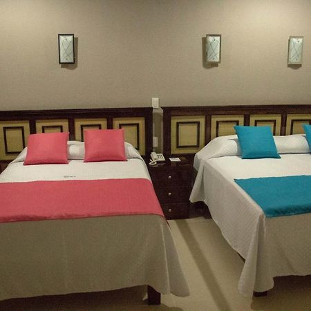 Hotel De La Pena Inn Santo Domingo Tehuantepec エクステリア 写真