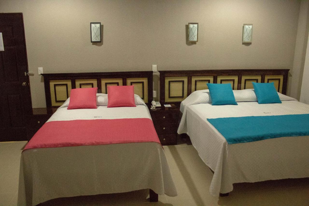 Hotel De La Pena Inn Santo Domingo Tehuantepec エクステリア 写真